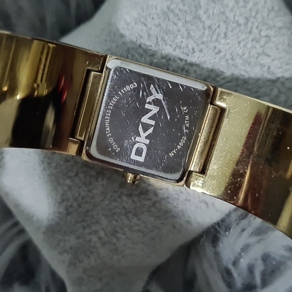 Dkny gold watch bangle 💫 - Picture 4 of 6